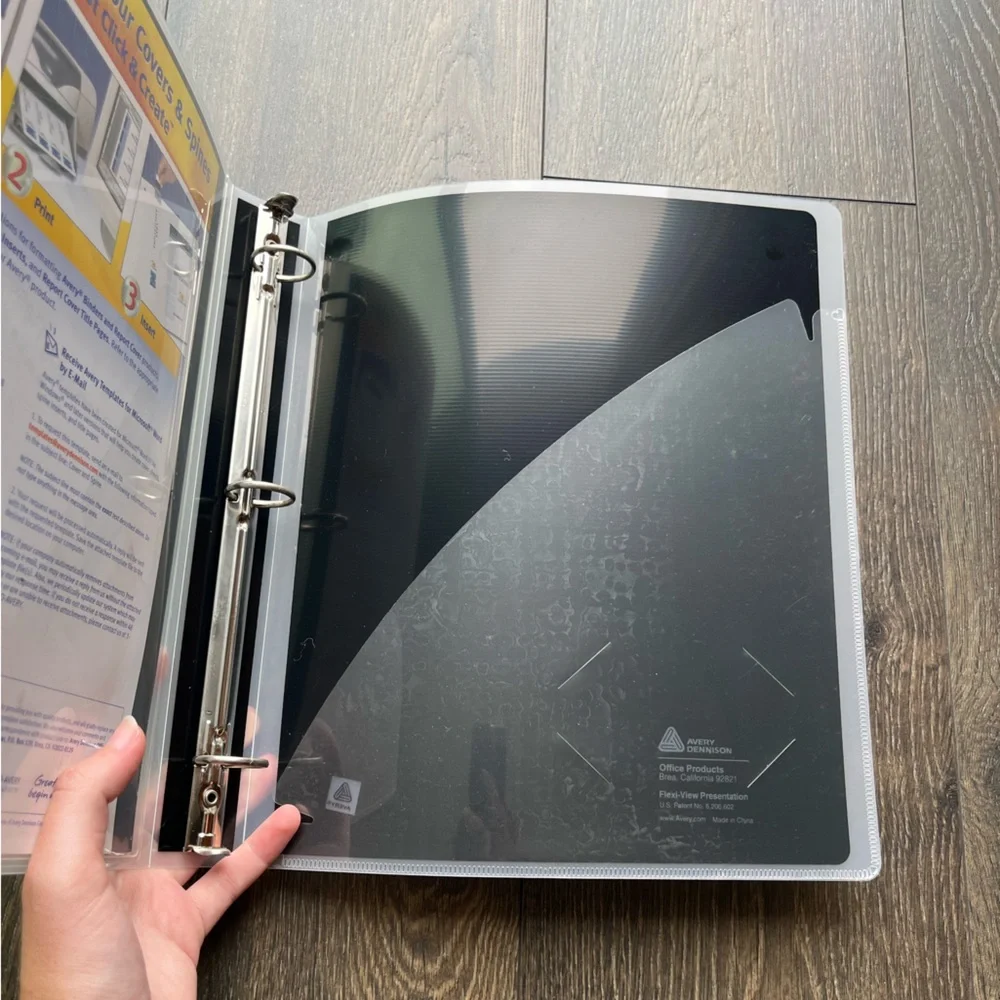 5 Avery Flexi-View Presentation Binders